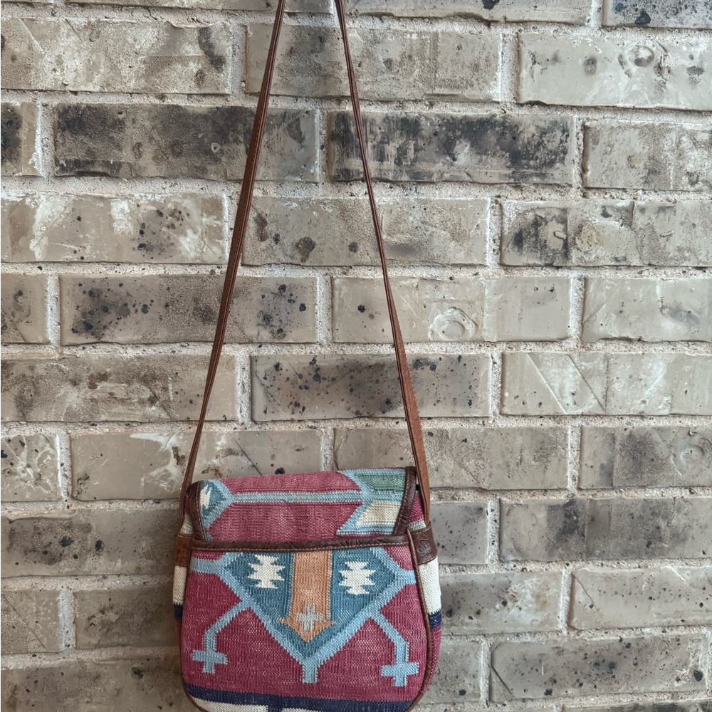Artisan Southwestern Bohemian Saddle Blanket Leather Strap Crossbody Bag - Picture 6 of 15
